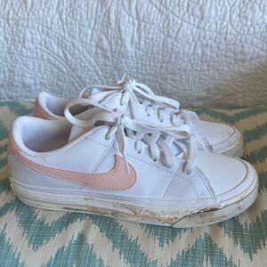Nike Kids White Leather Tennis Shoes with Pink Swoosh